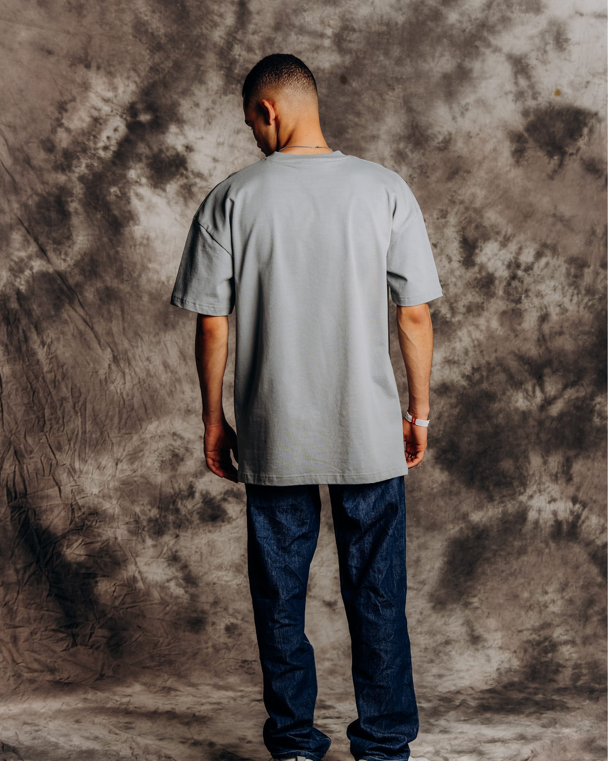 Absence oversized stone grey t-shirt model back view