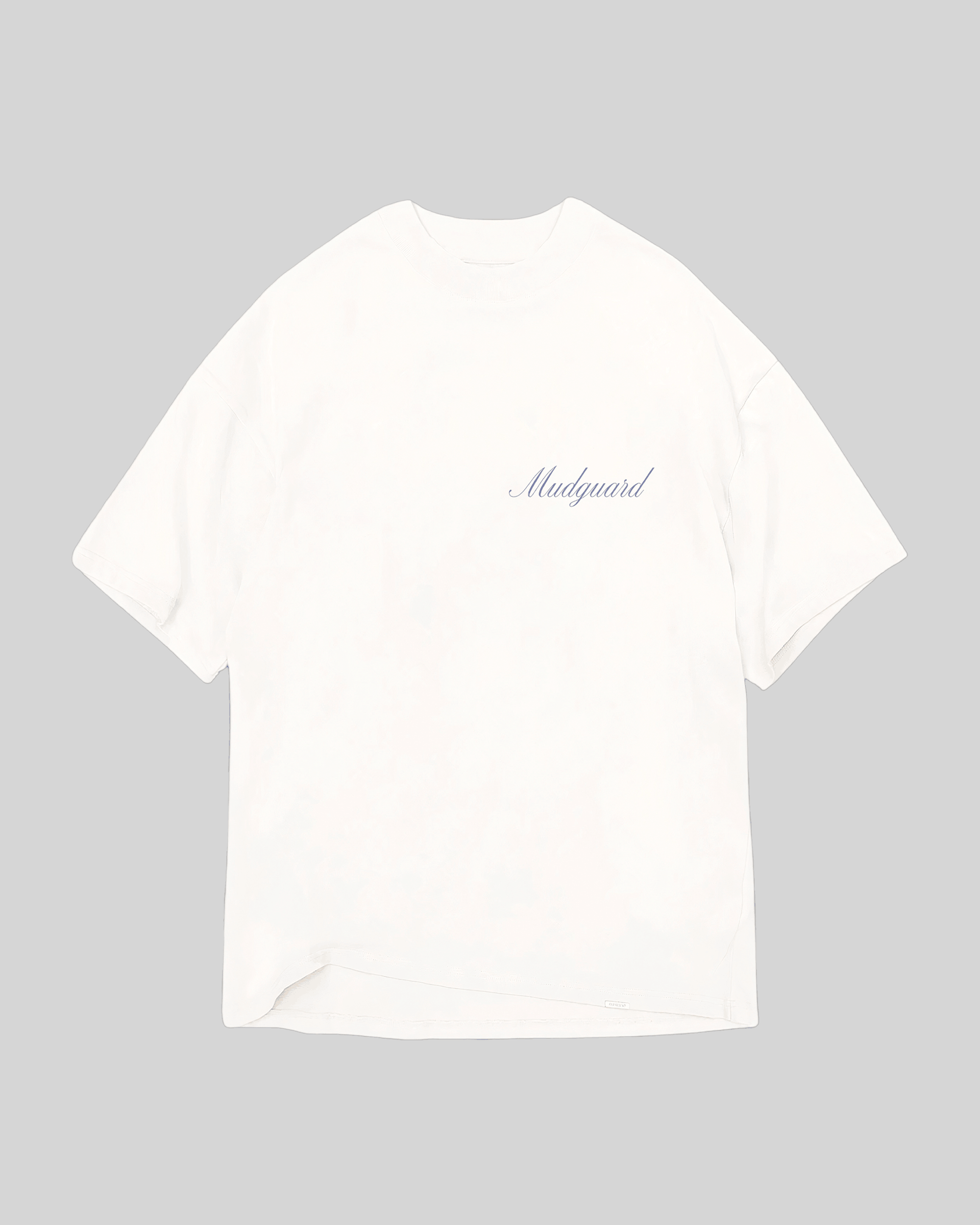 Beauté éternelle Tee product front flat lay