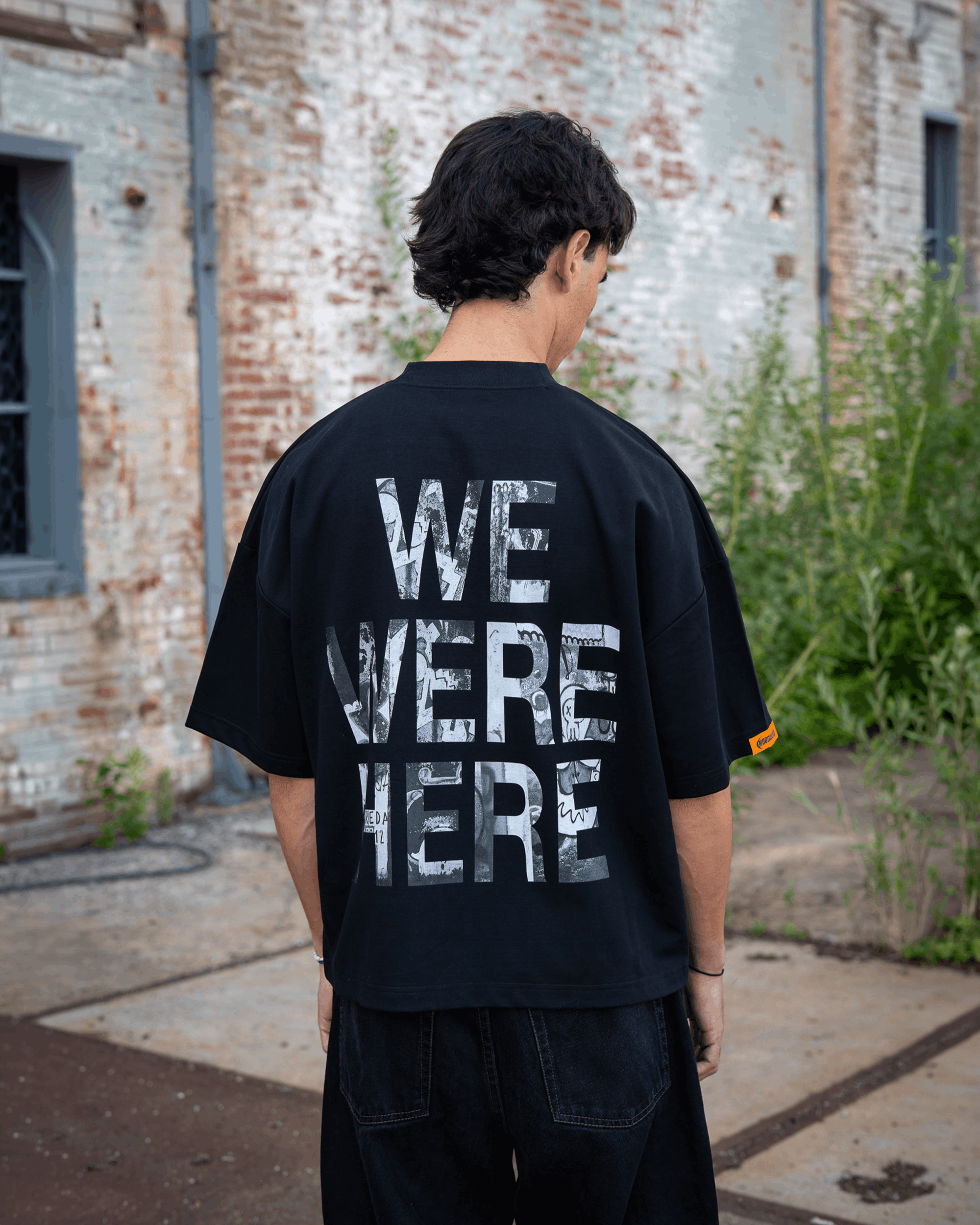 Mudguard x Oranje Zoet x Ploegendienst – WE WERE HERE Tee-3