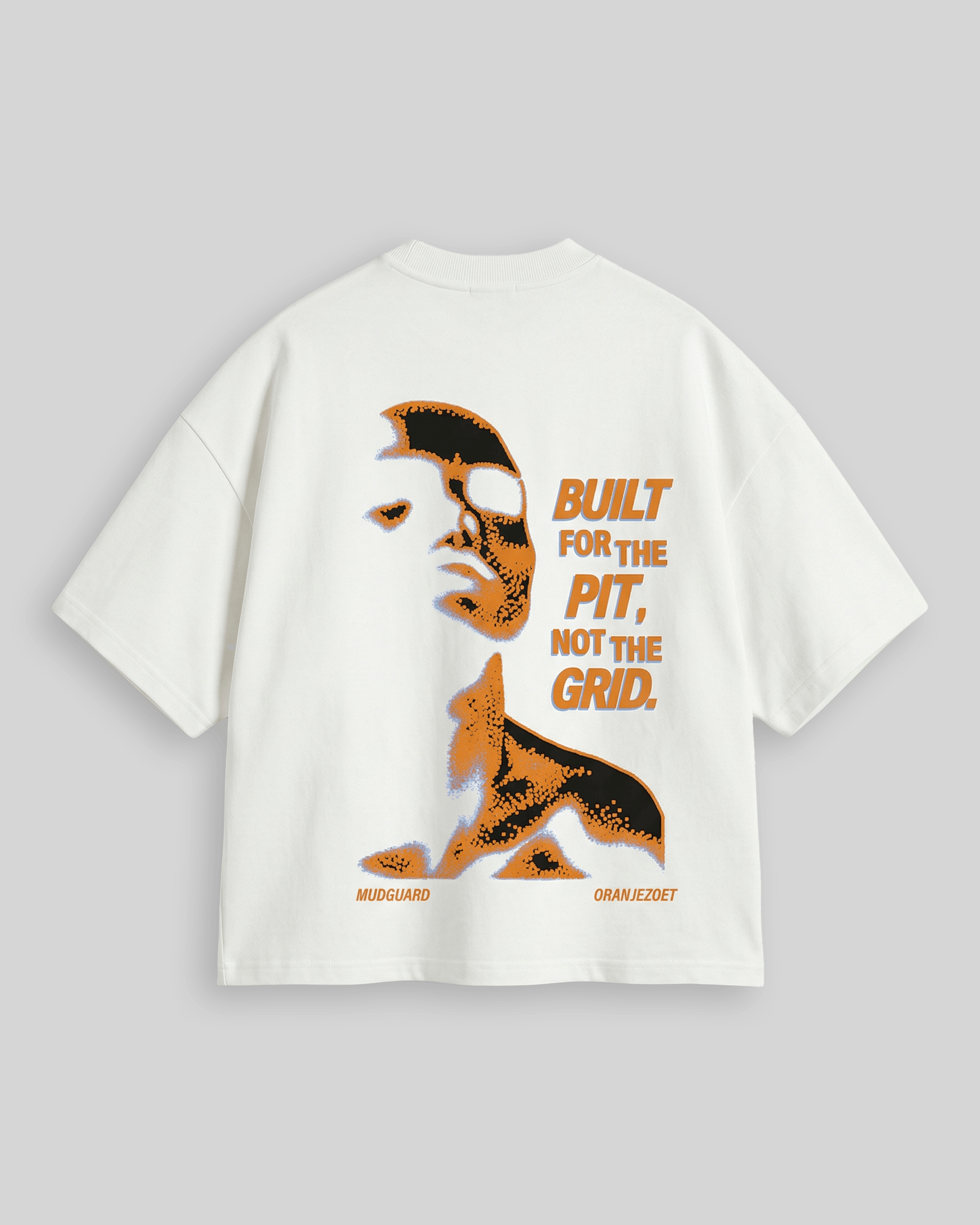 Mudguard x Oranje Zoet x Ploegendienst – BUILT FOR THE PIT Tee